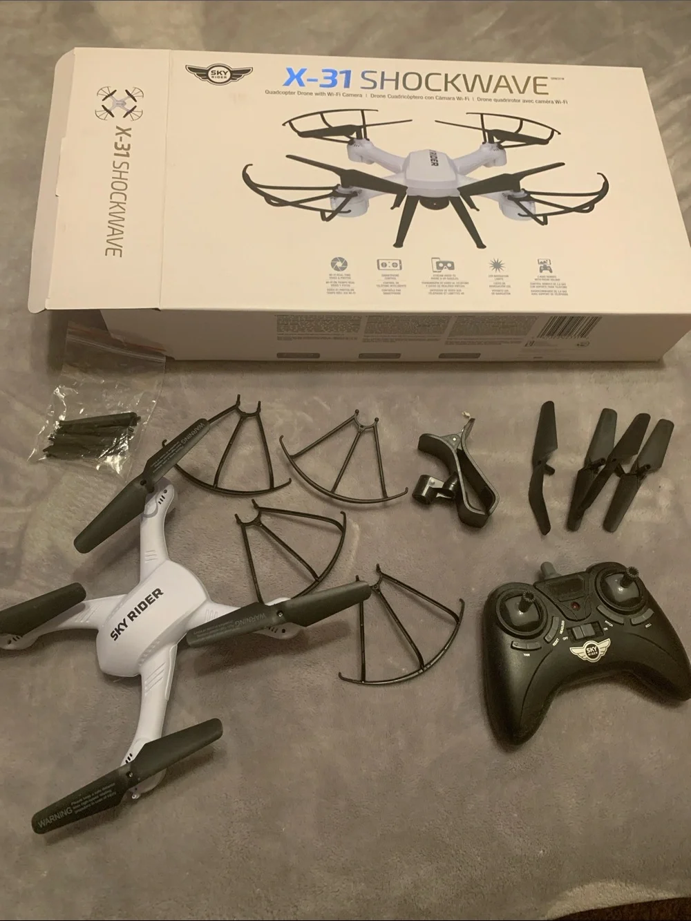 X-31 Shockwave White Drone with Black Propellers - Remote Included